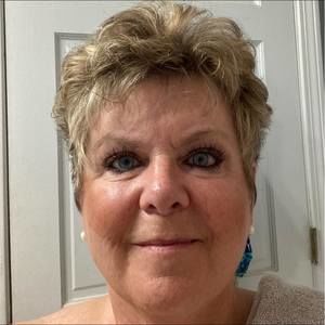 Meet your Posher, Eileen